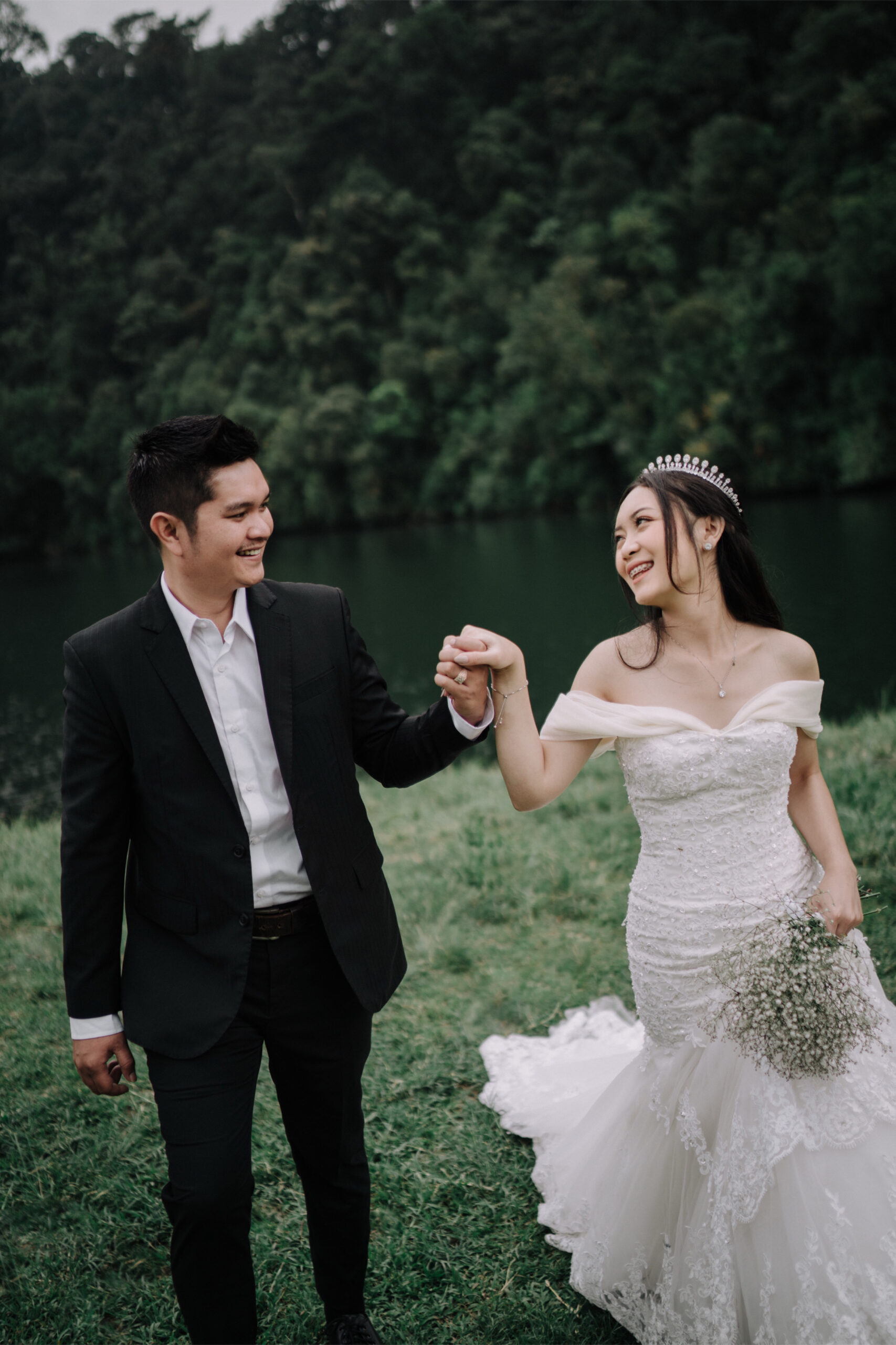 5F513A88-181F-4E68-ABF9-21B9A1B7D74C