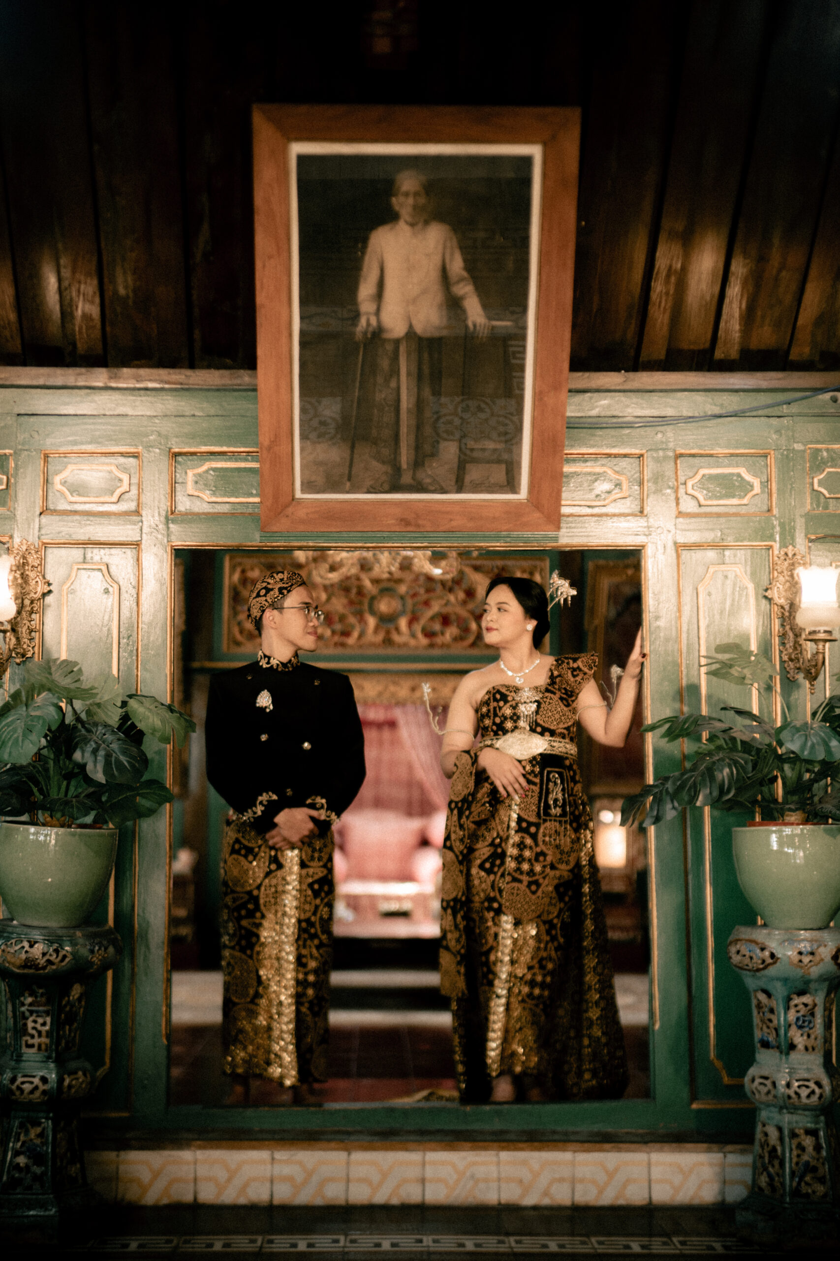 1190182-Lana&Anis_PW_21.jpg -opening