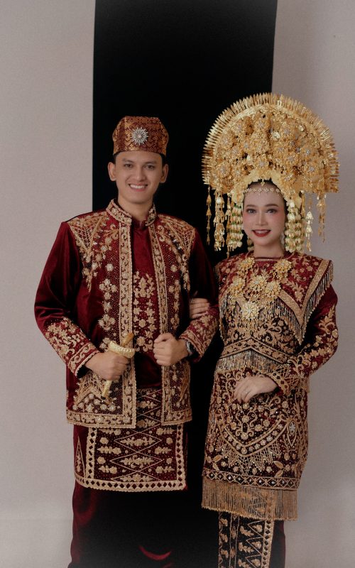 {"ARInfo":{"IsUseAR":false},"Version":"1.0.0","MakeupInfo":{"IsUseMakeup":false},"FaceliftInfo":{"IsChangeEyeLift":false,"IsChangeFacelift":false,"IsChangePostureLift":false,"IsChangeNose":false,"IsChangeFaceChin":false,"IsChangeMouth":false,"IsChangeThinFace":true},"BeautyInfo":{"IsAIBeauty":false,"OldBeautyCount":1,"IsSharpen":false,"SwitchMedicatedAcne":false,"IsBrightEyes":false,"IsOldBeauty":false,"IsReduceBlackEyes":false},"HandlerInfo":{"AppName":2},"FilterInfo":{"IsUseFilter":false}}