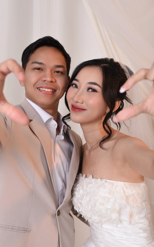 {"ARInfo":{"IsUseAR":false},"Version":"1.0.0","MakeupInfo":{"IsUseMakeup":false},"FaceliftInfo":{"IsChangeEyeLift":false,"IsChangeFacelift":false,"IsChangePostureLift":false,"IsChangeNose":false,"IsChangeFaceChin":false,"IsChangeMouth":false,"IsChangeThinFace":false},"BeautyInfo":{"SwitchMedicatedAcne":false,"IsAIBeauty":false,"IsBrightEyes":false,"IsSharpen":false,"IsOldBeauty":false,"IsReduceBlackEyes":false},"HandlerInfo":{"AppName":2},"FilterInfo":{"IsUseFilter":false}}