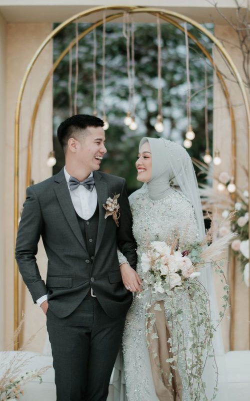 Inspirasi Pernikahan Hijab Mega Iskanti (6)